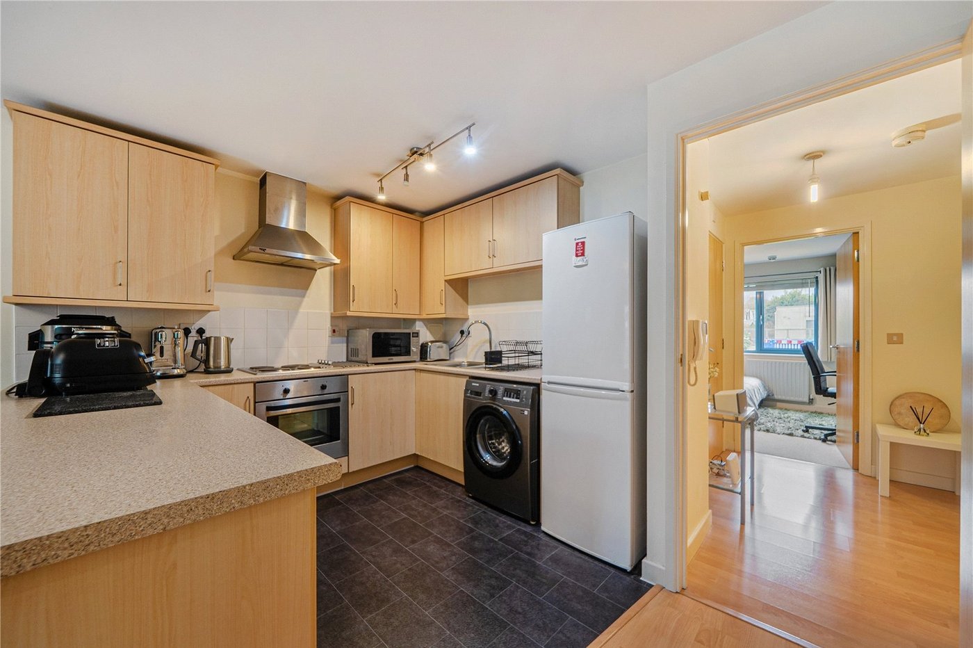 2 bedroom property for sale in West Norwood | Robinson Jackson