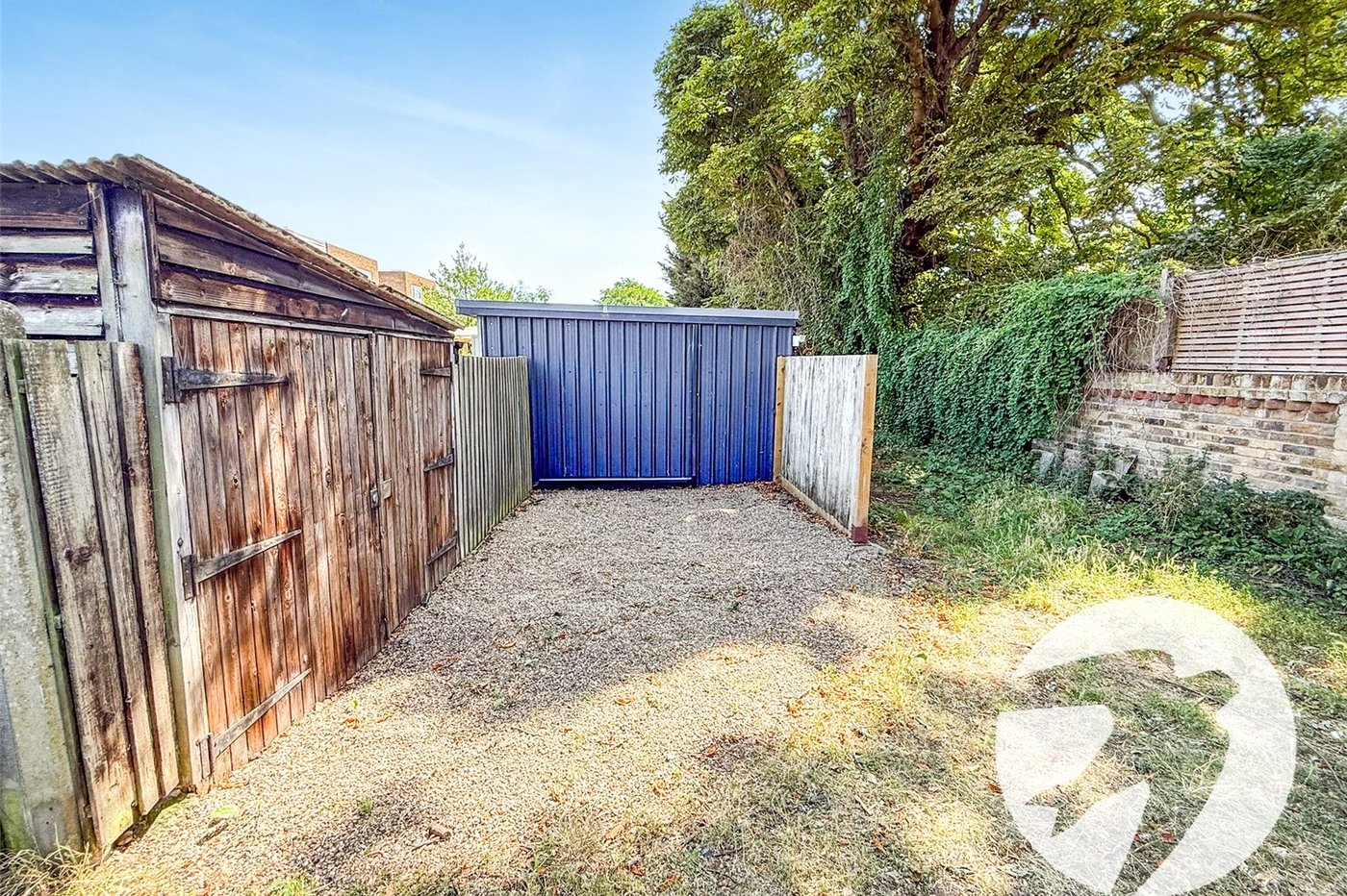 4 bedroom house for sale in London | Robinson Jackson
