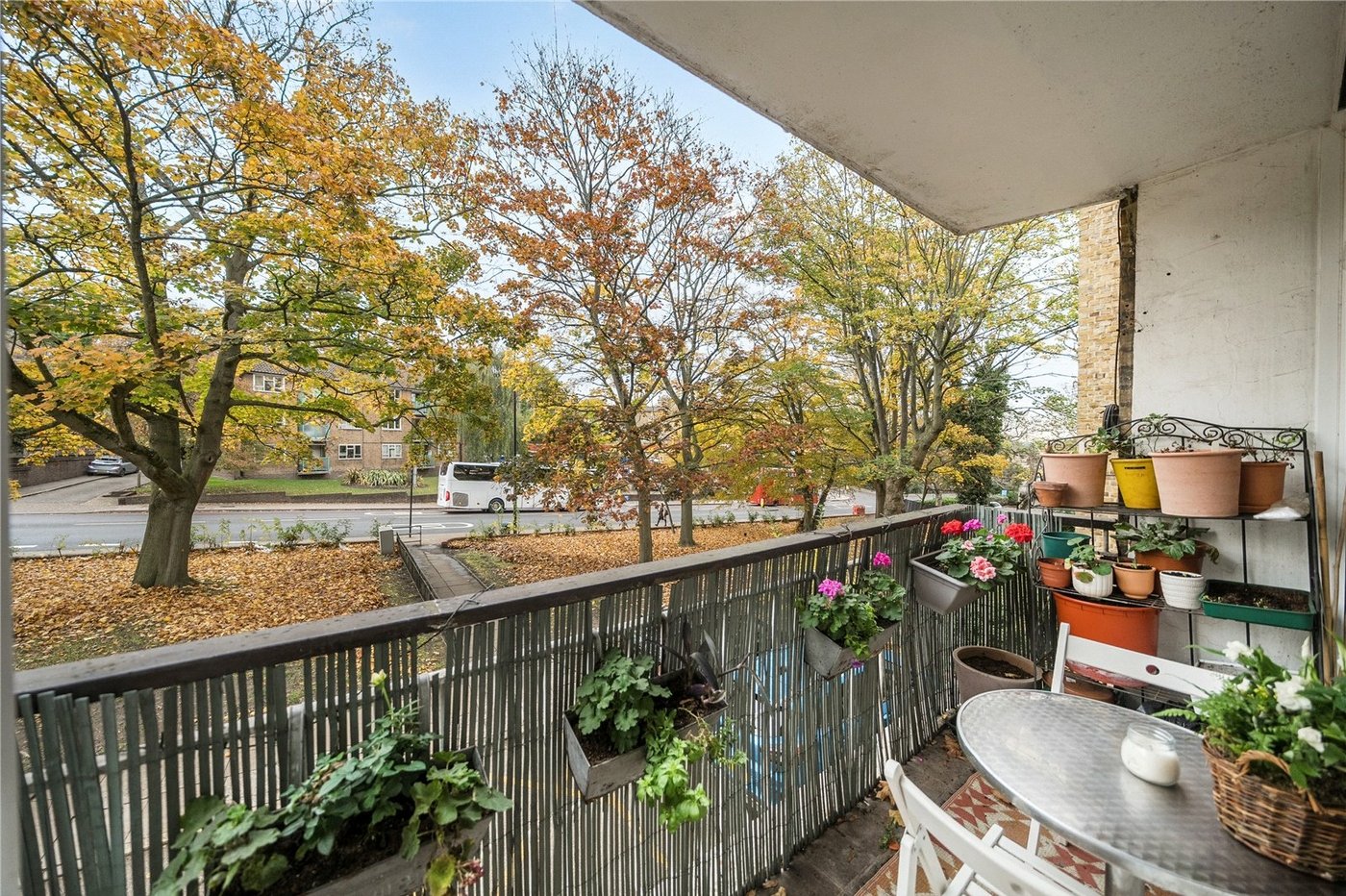 1 bedroom property for sale in London | Robinson Jackson