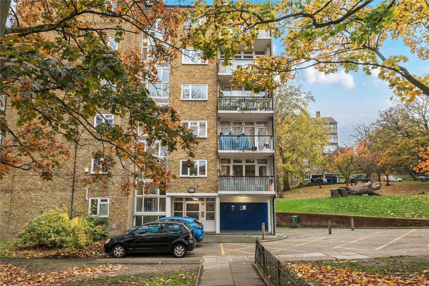 1 bedroom property for sale in  | Robinson Jackson