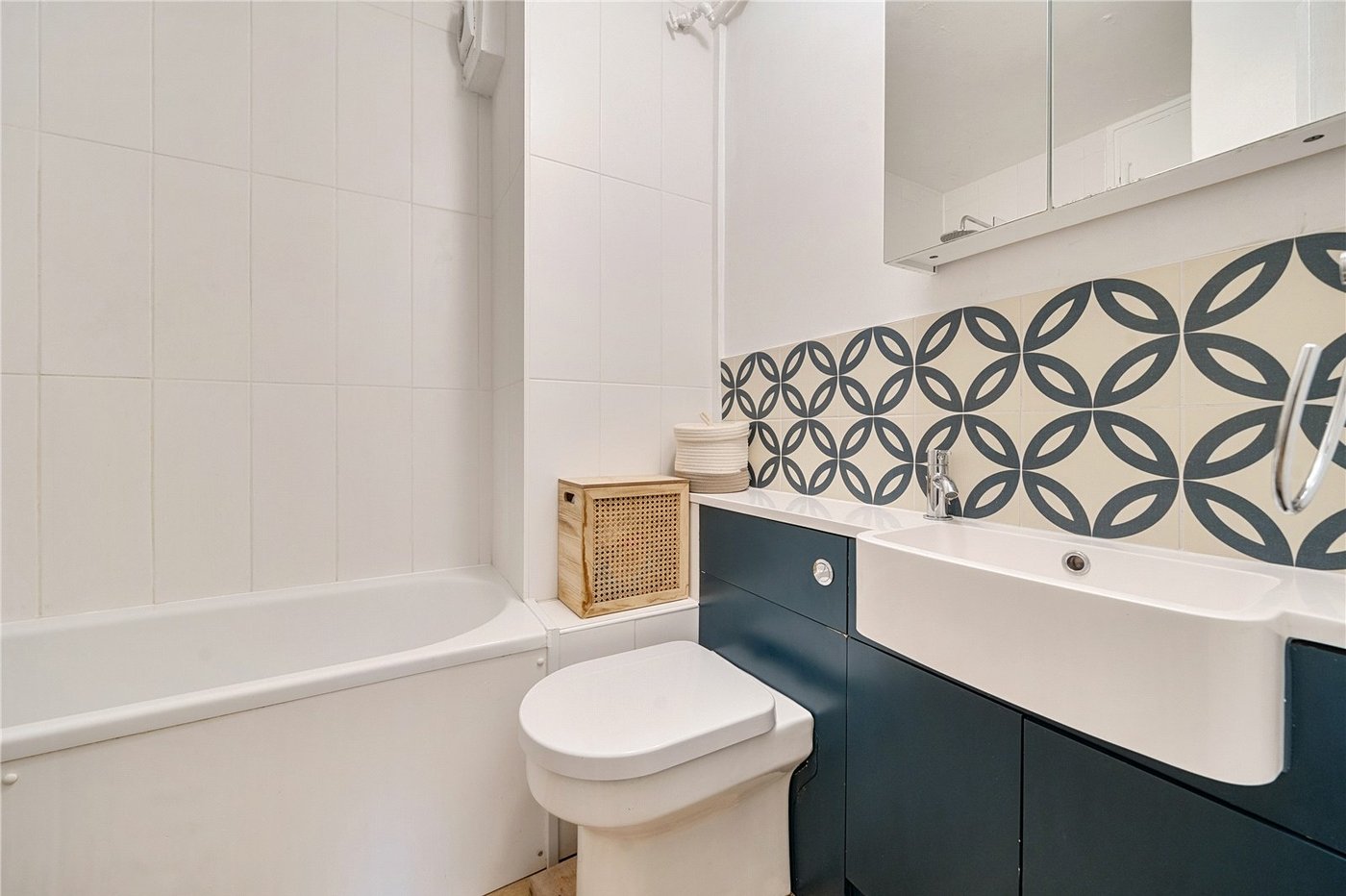 1 bedroom property for sale in  | Robinson Jackson