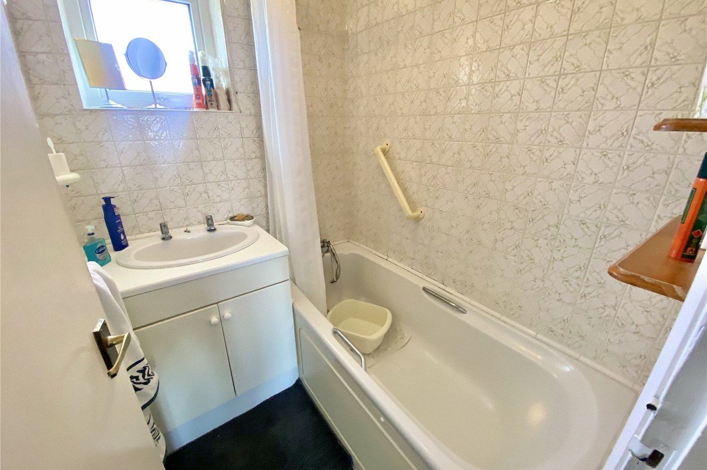 3 bedroom house for sale in Sidcup | Robinson Jackson