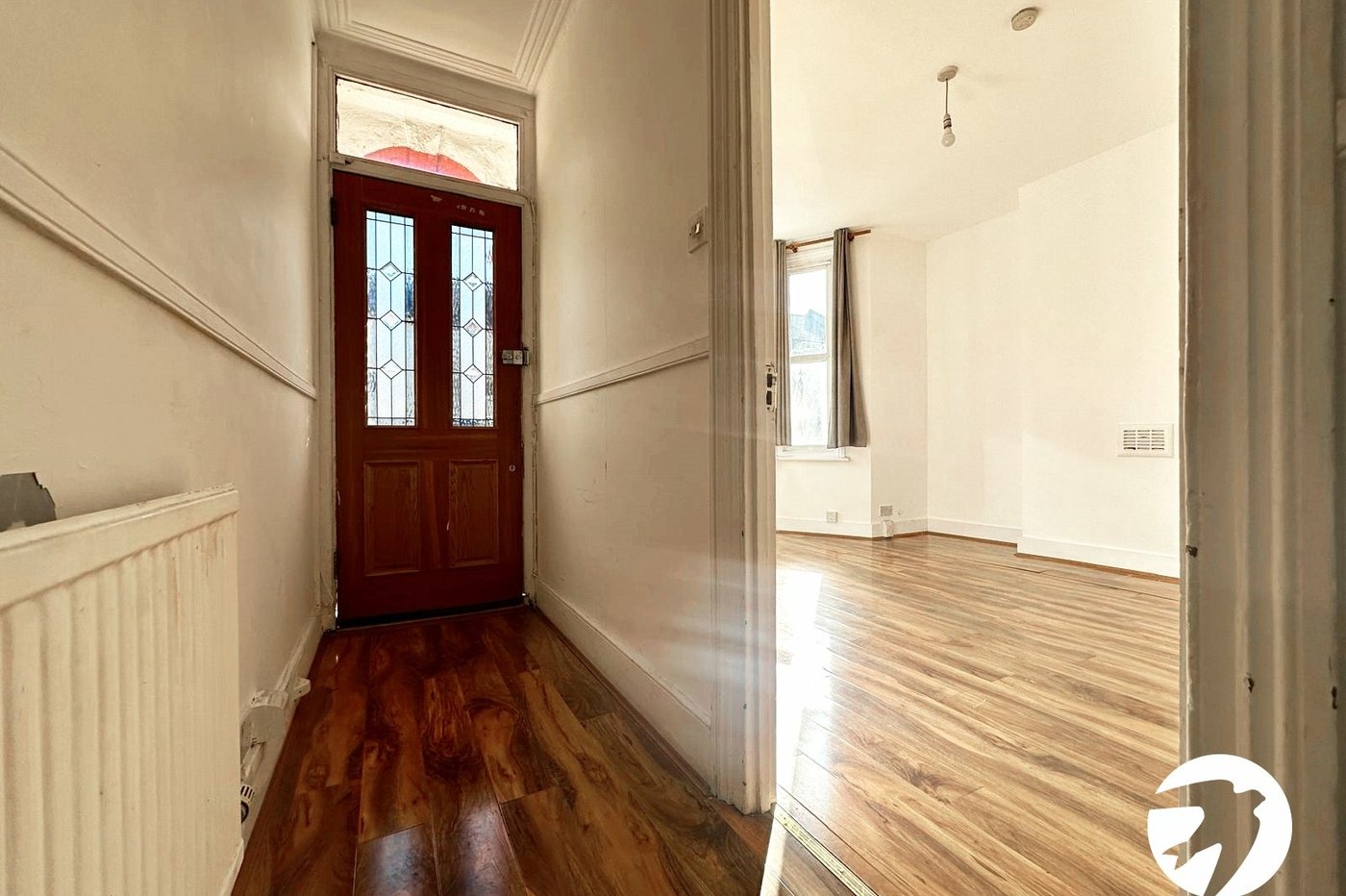 3 bedroom house for sale in London | Robinson Jackson