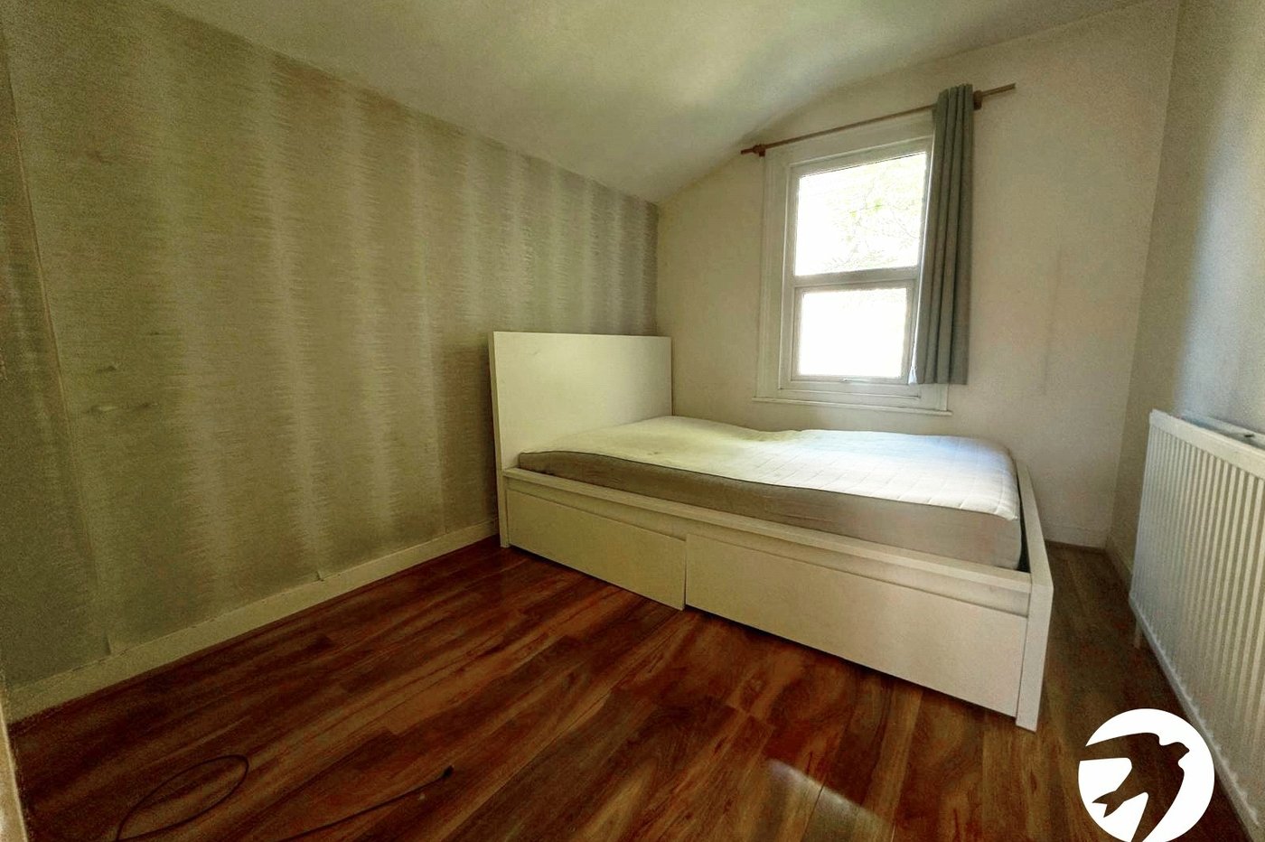 3 bedroom house for sale in London | Robinson Jackson