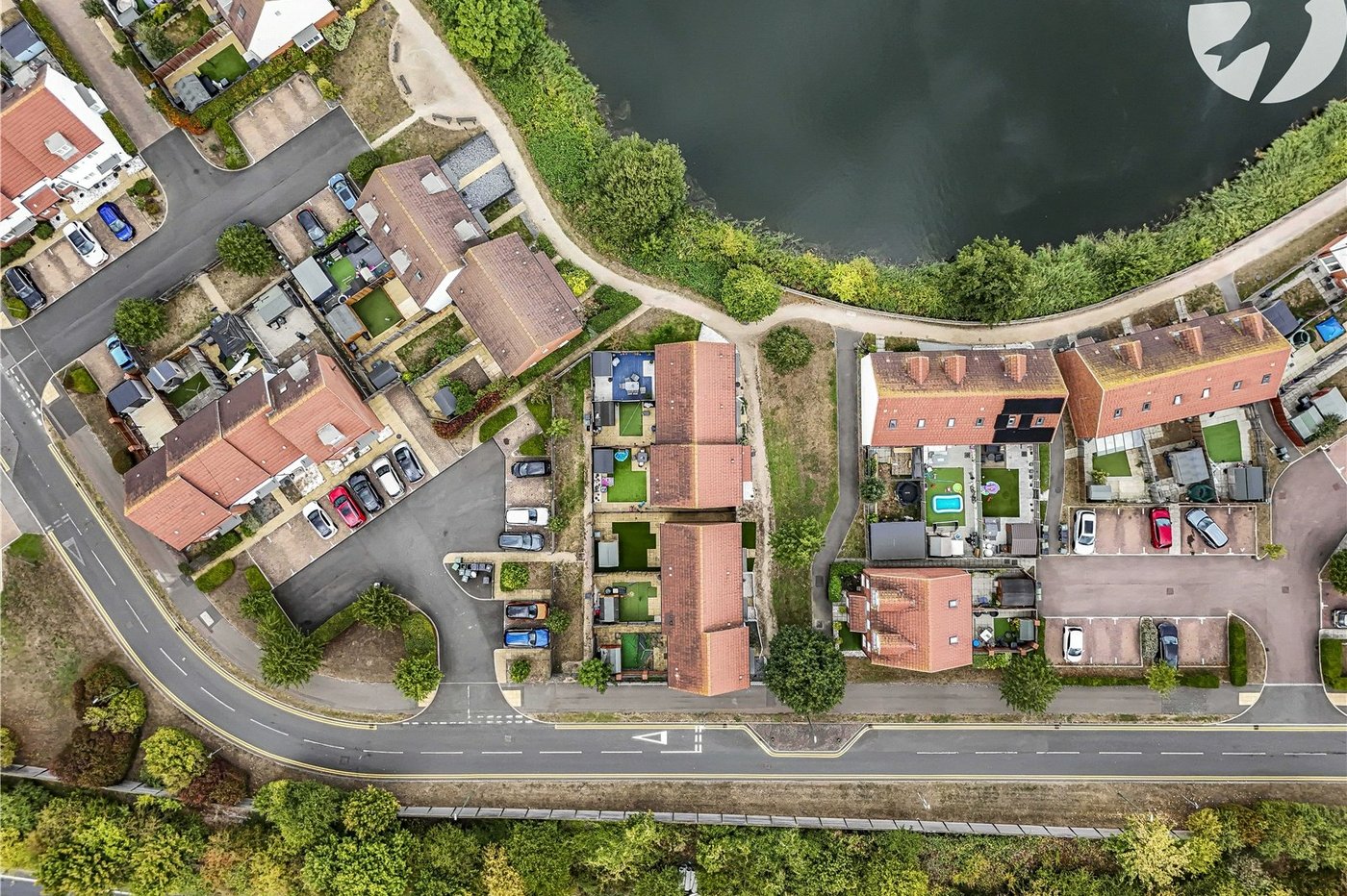 2 bedroom house for sale in Dartford | Robinson Jackson