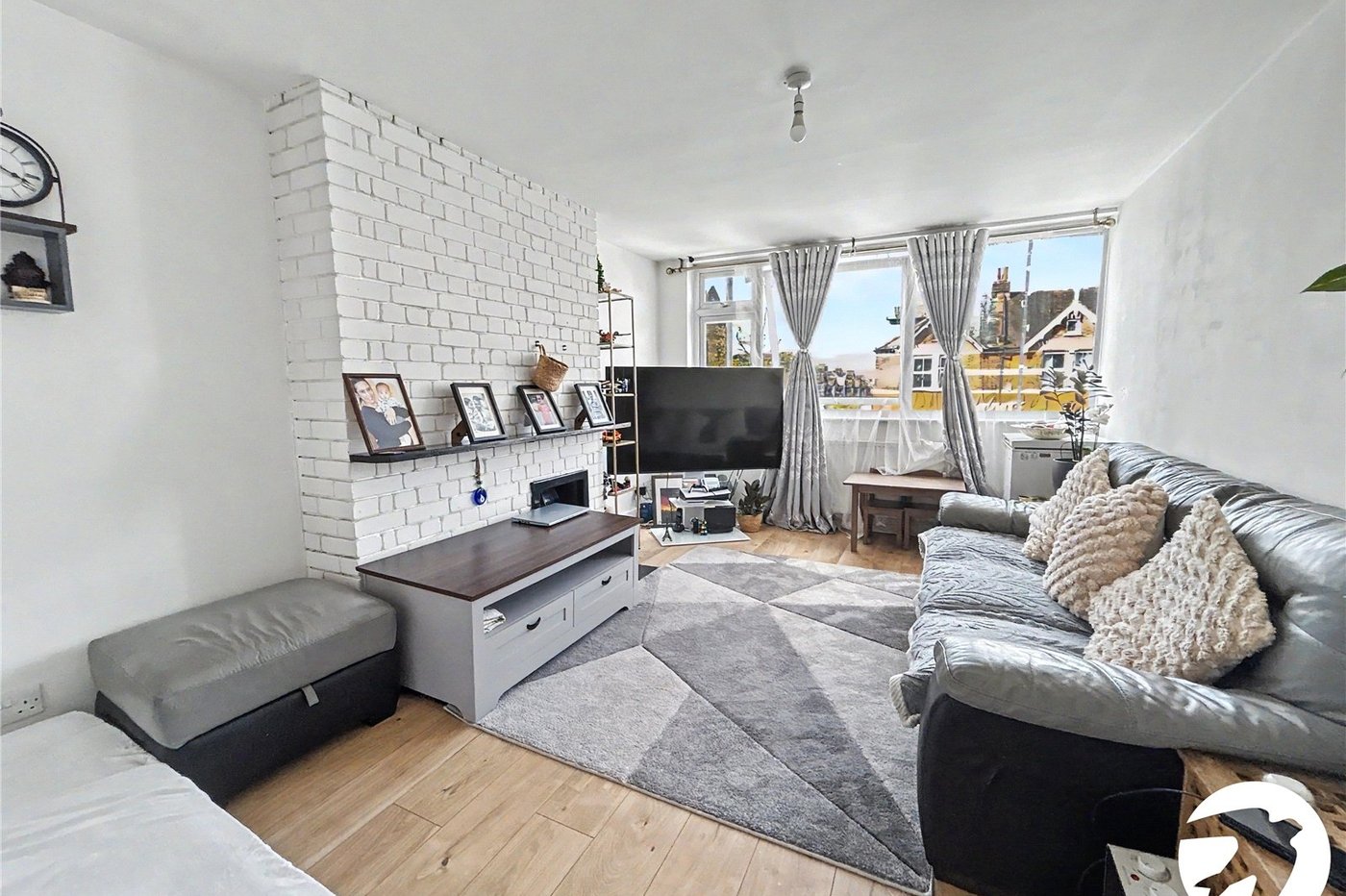 1 bedroom property for sale in Main Road | Robinson Jackson