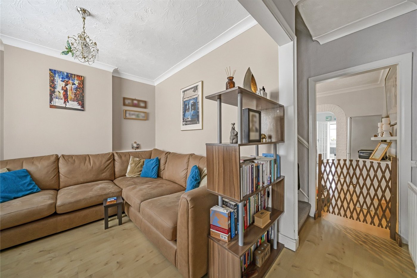 2 bedroom house for sale in Greenhithe | Robinson Jackson