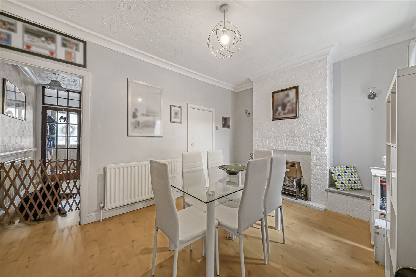 2 bedroom house for sale in Greenhithe | Robinson Jackson