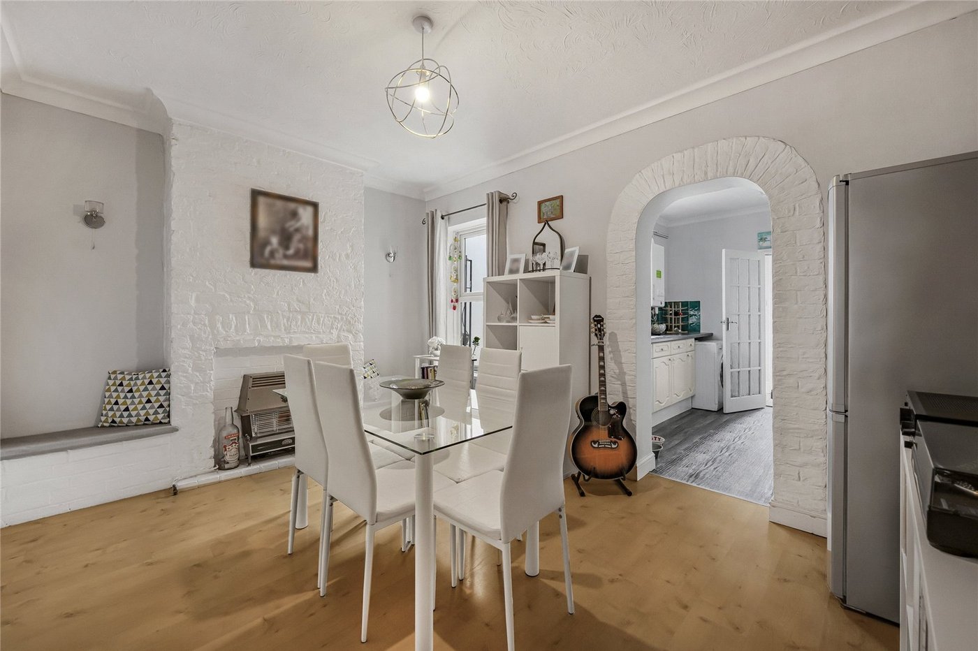 2 bedroom house for sale in Greenhithe | Robinson Jackson