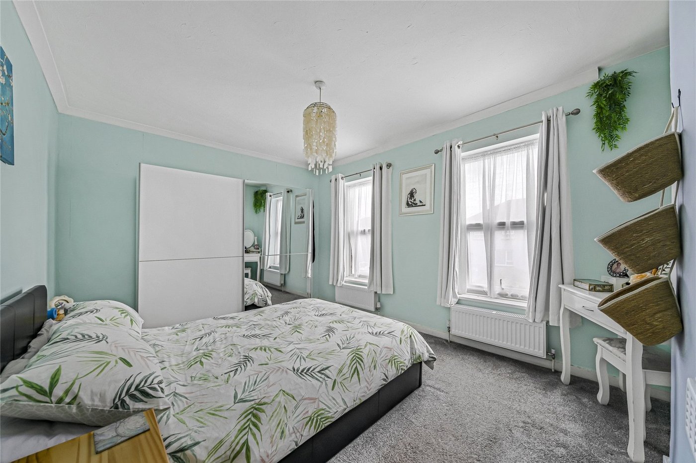 2 bedroom house for sale in Greenhithe | Robinson Jackson