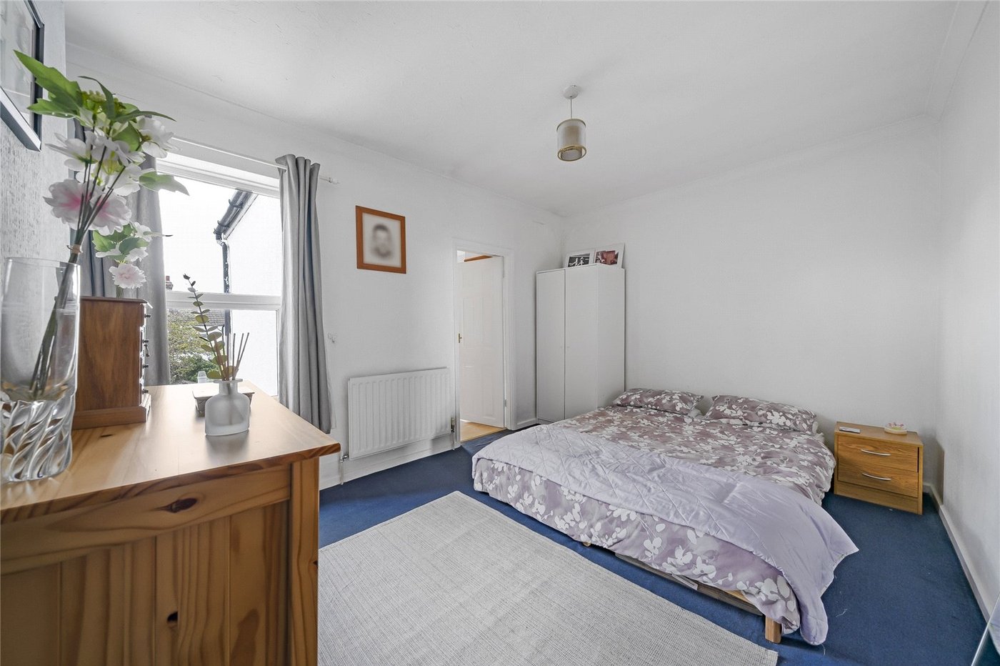 2 bedroom house for sale in Greenhithe | Robinson Jackson