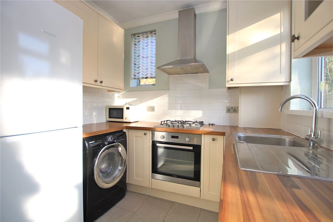 2 bedroom property for sale in Eltham | Robinson Jackson