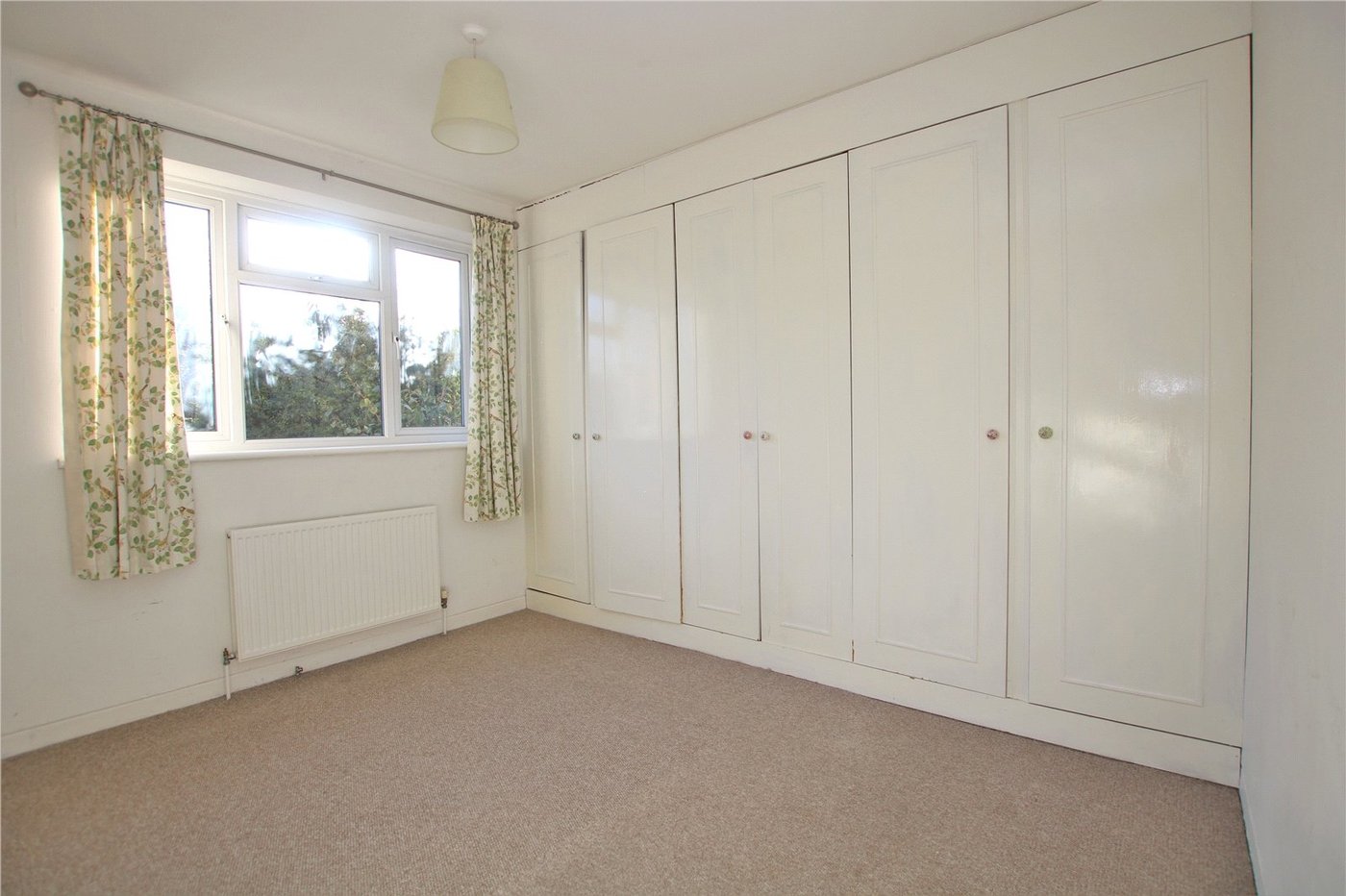 2 bedroom property for sale in Eltham | Robinson Jackson