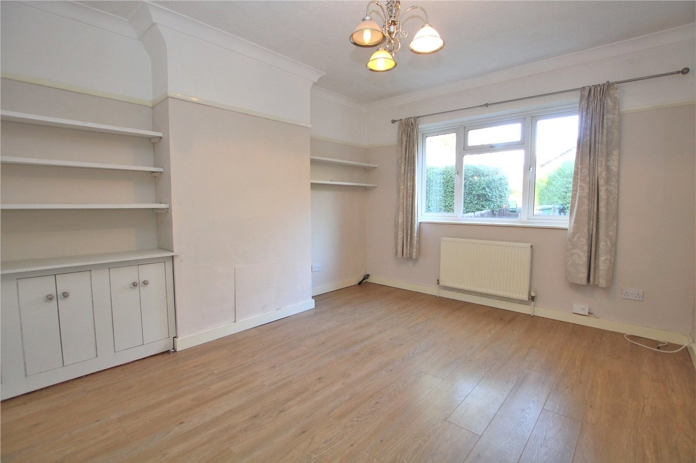 2 bedroom property for sale in Eltham | Robinson Jackson