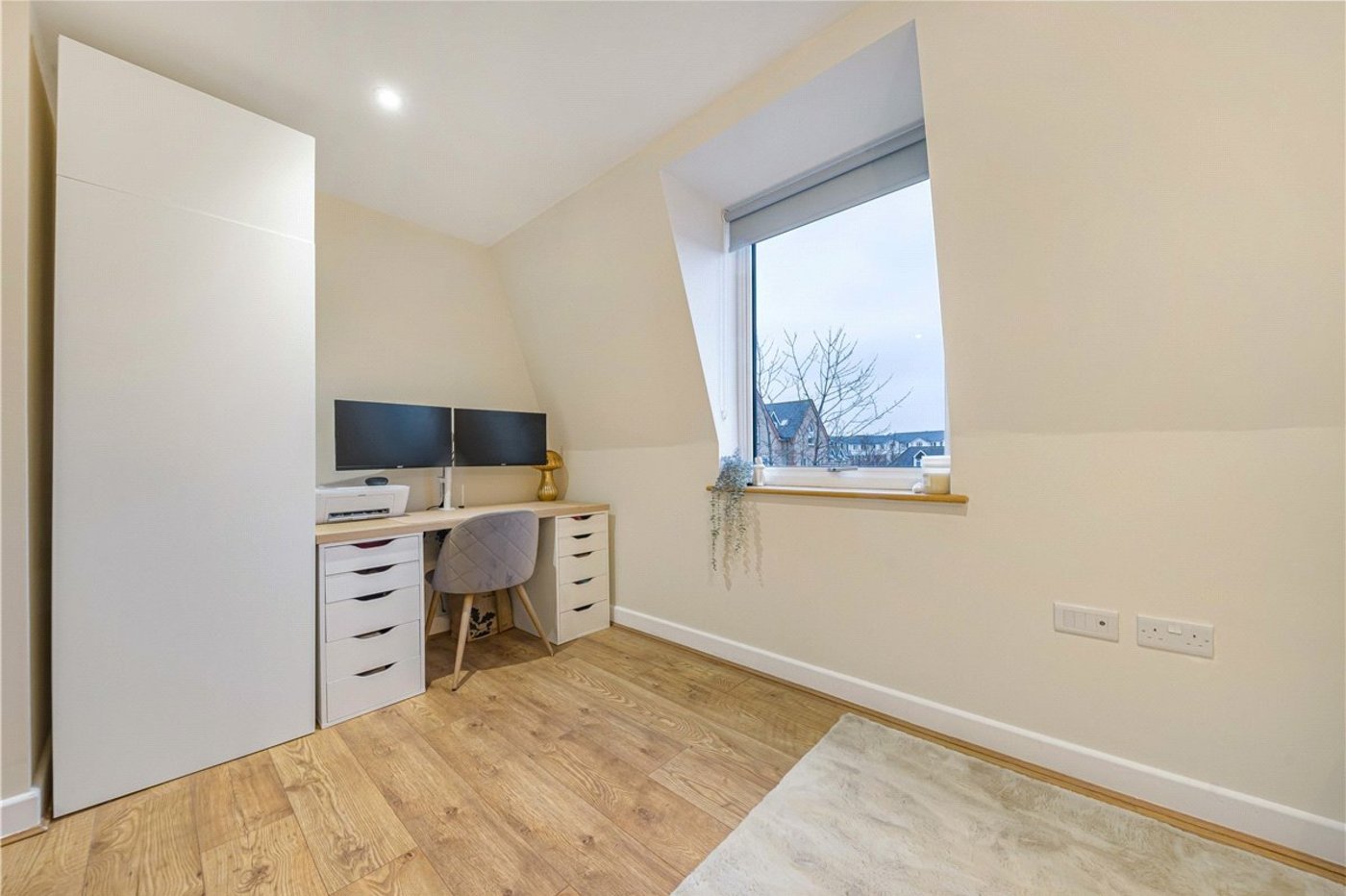 2 bedroom property for sale in Orpington | Robinson Jackson