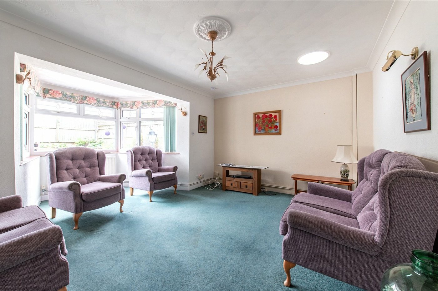 2 bedroom bungalow for sale in Gravesend | Robinson Michael & Jackson