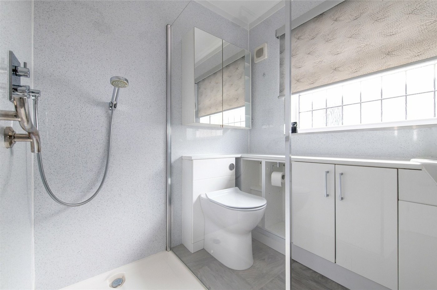 2 bedroom bungalow for sale in Gravesend | Robinson Michael & Jackson