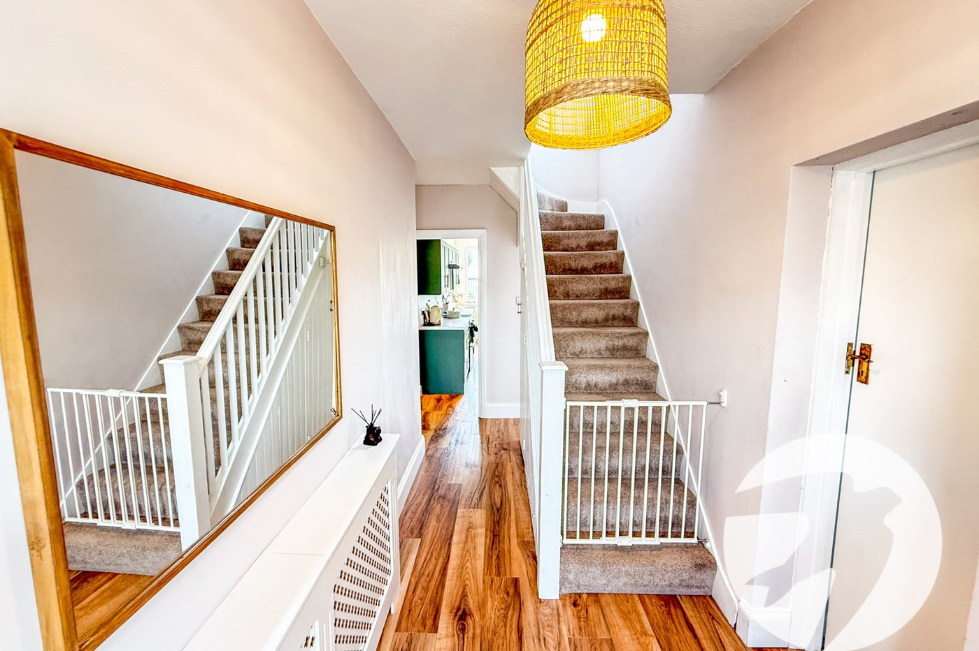 3 bedroom house for sale in London | Robinson Jackson