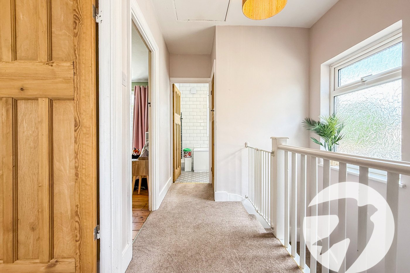 3 bedroom house for sale in London | Robinson Jackson