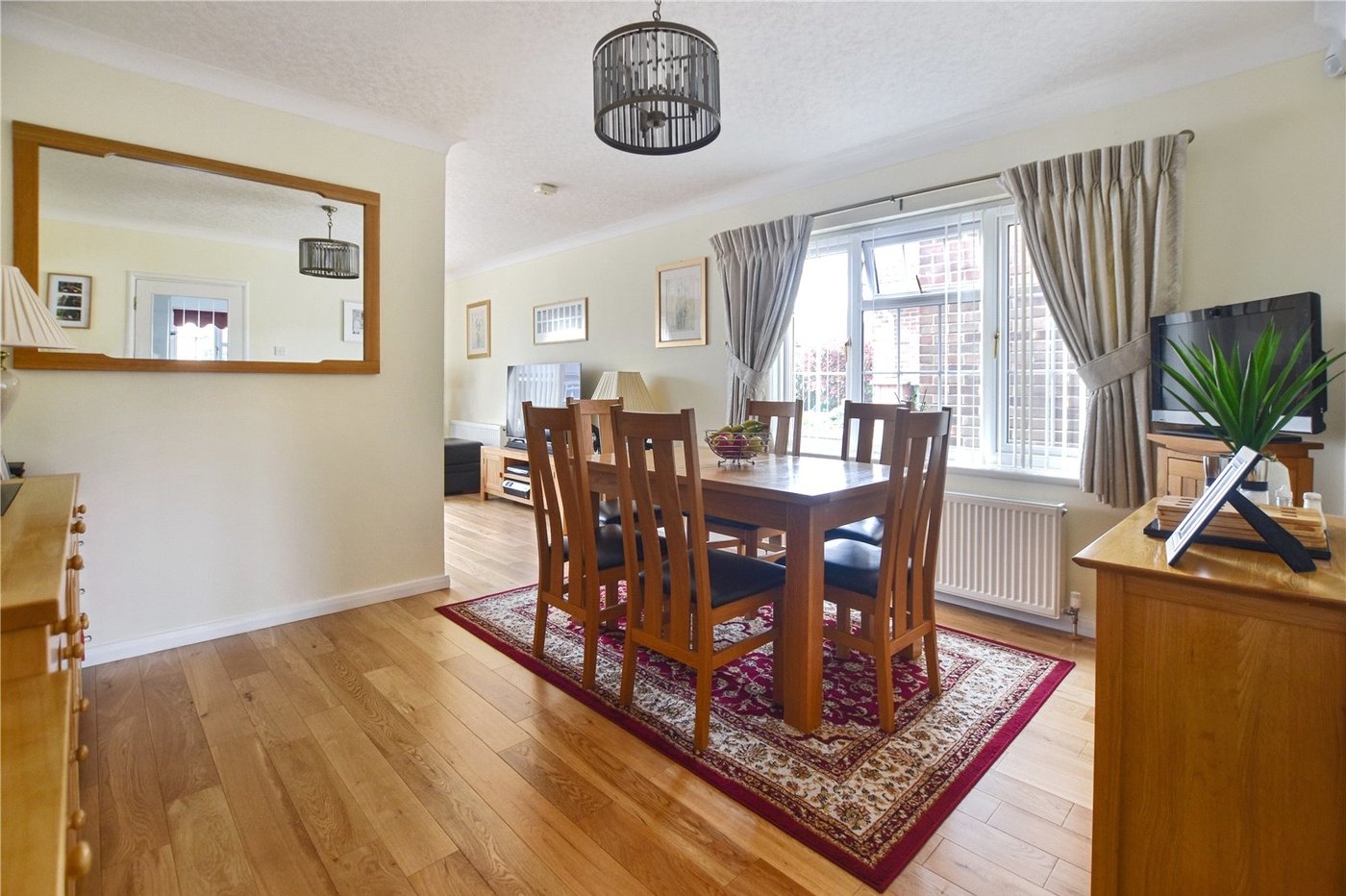 2 bedroom bungalow for sale in Bexley | Robinson Jackson