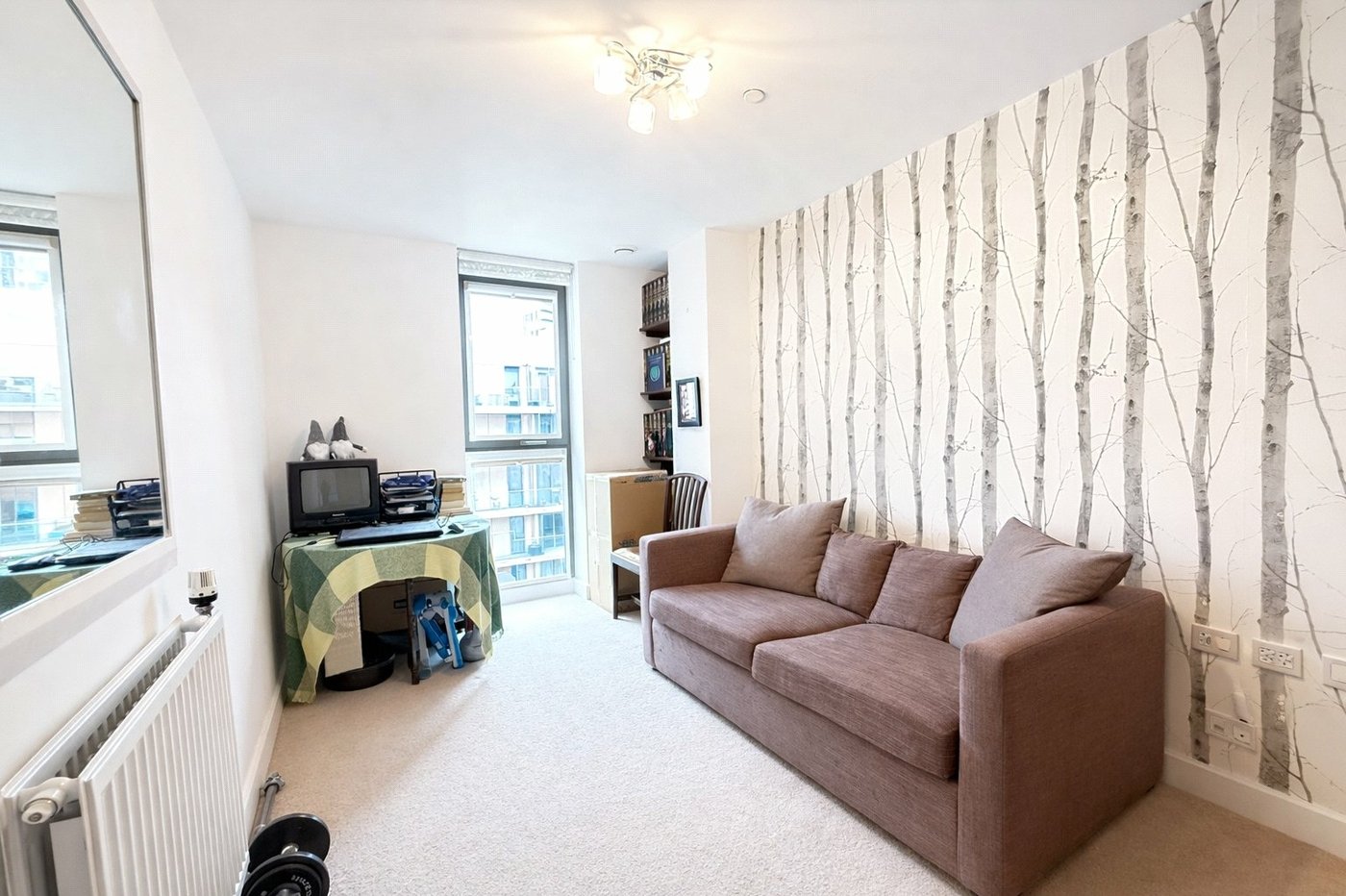 2 bedroom property for sale in London | Robinson Jackson