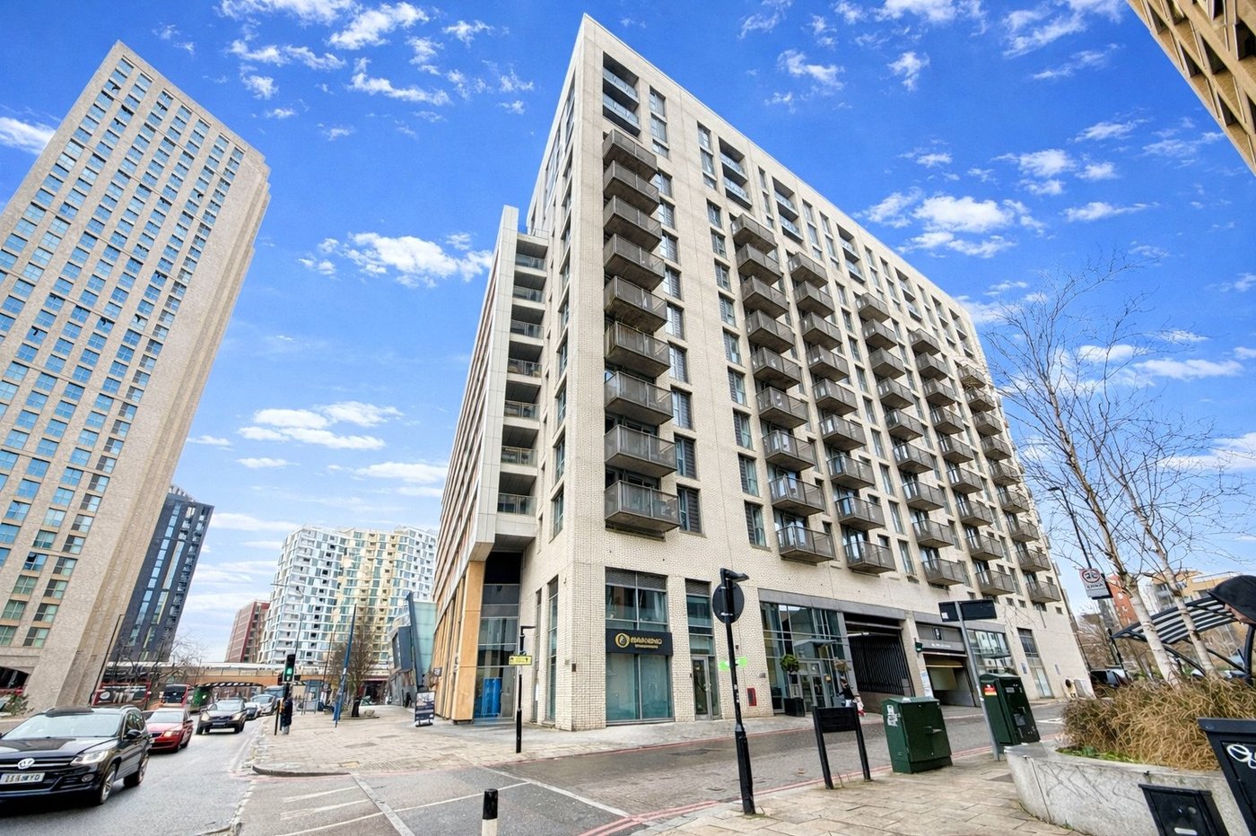 2 bedroom property for sale in London | Robinson Jackson