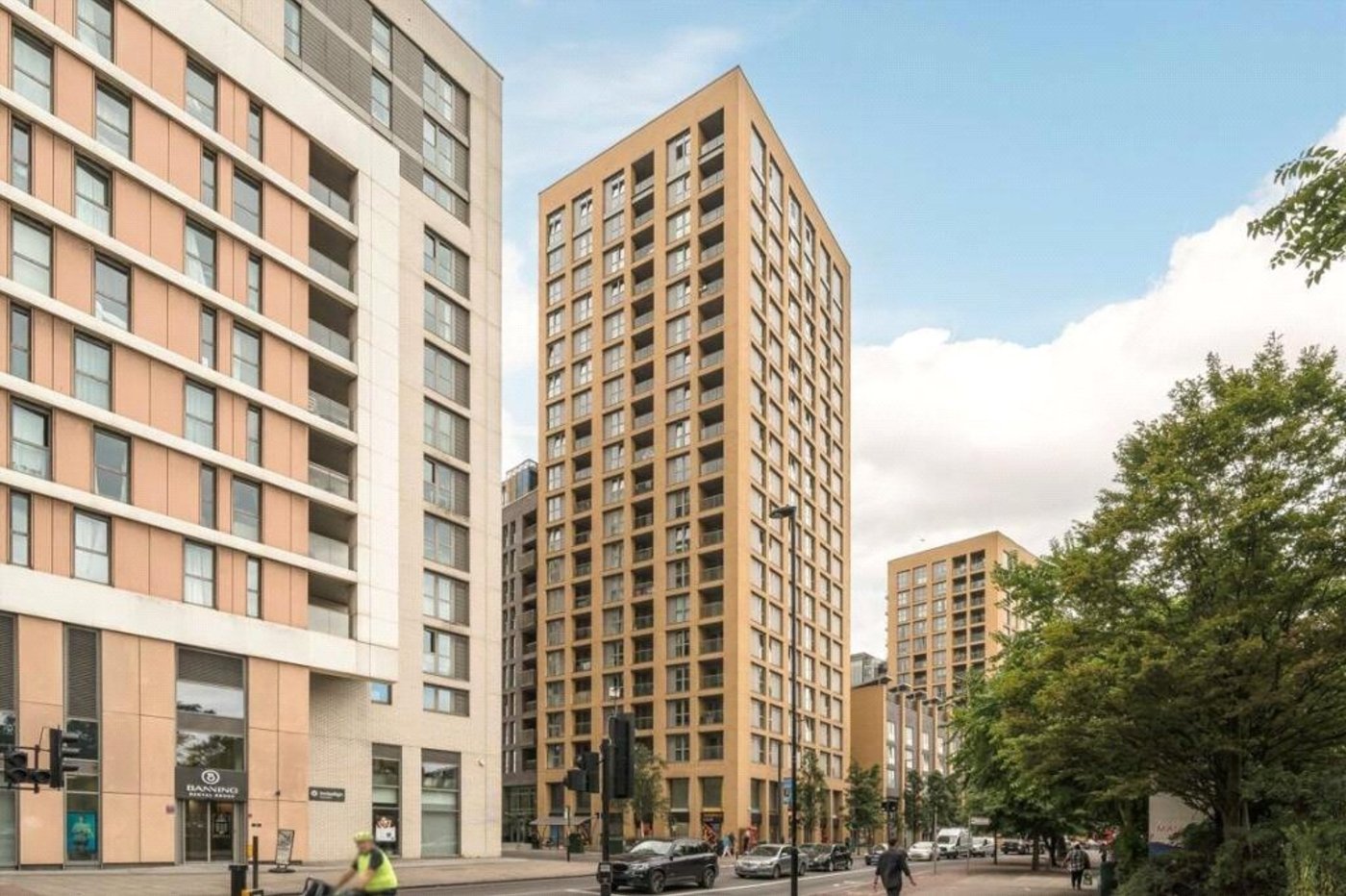 2 bedroom property for sale in London | Robinson Jackson