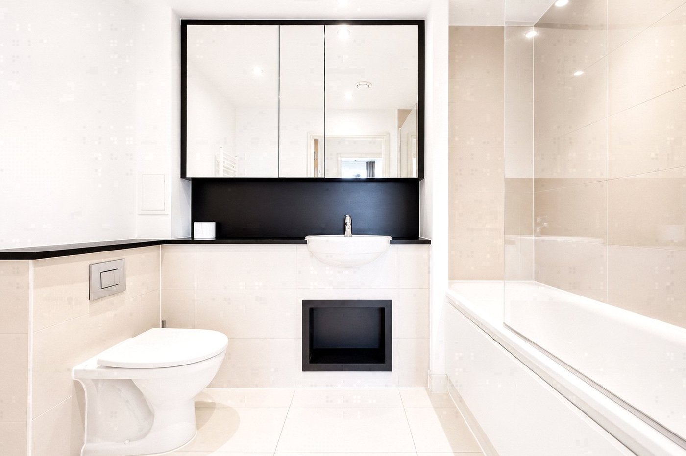 2 bedroom property for sale in London | Robinson Jackson