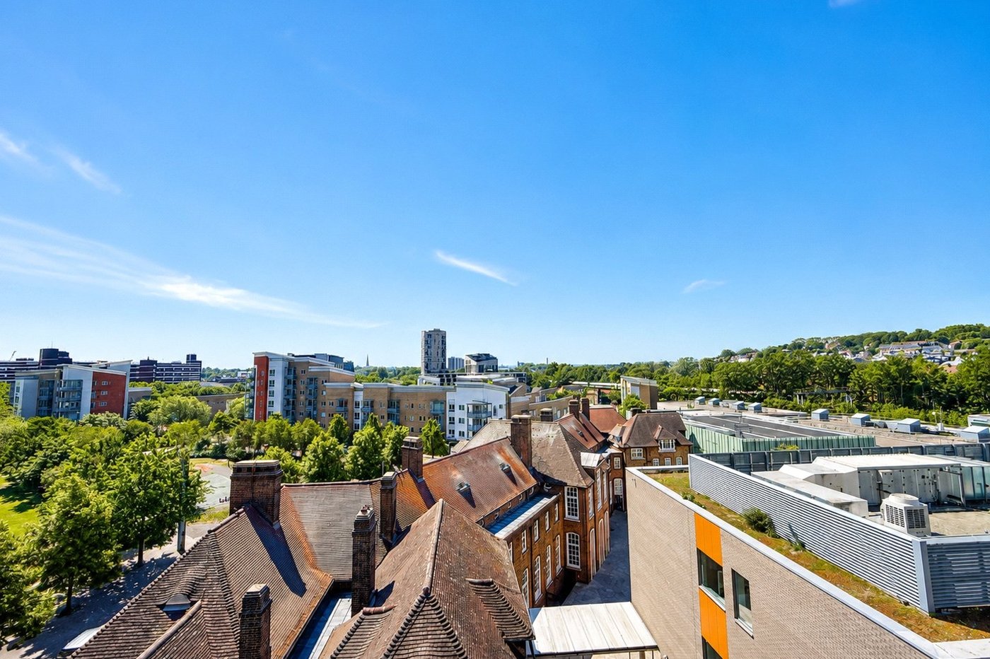 2 bedroom property for sale in London | Robinson Jackson