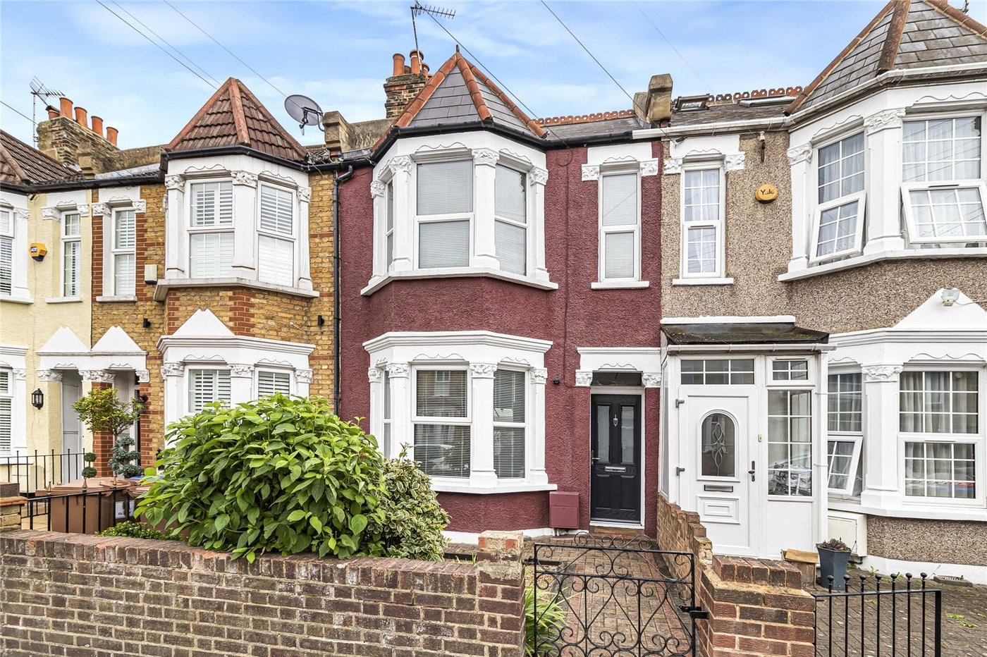 2 bedroom house for sale in Welling | Robinson Jackson