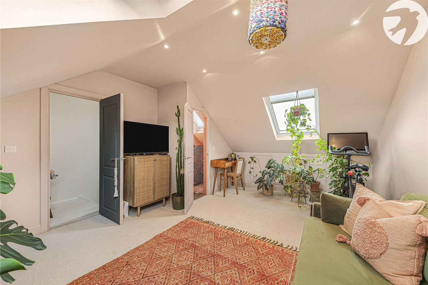 4 bedroom house for sale in Greenhithe | Robinson Jackson