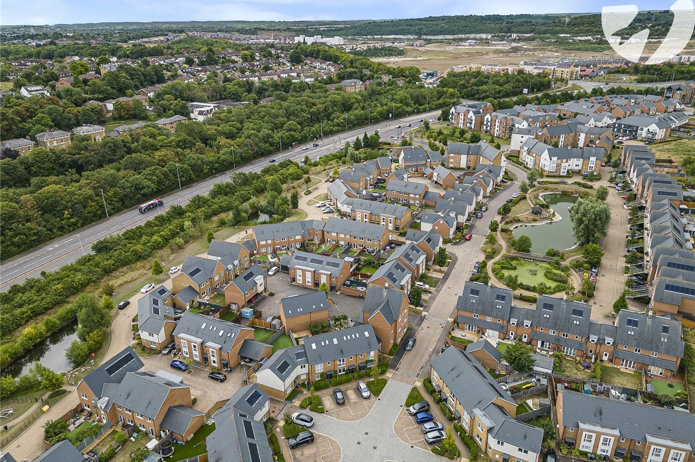 4 bedroom house for sale in Greenhithe | Robinson Jackson