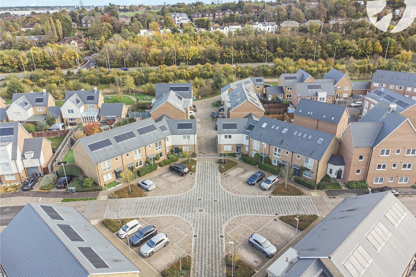 4 bedroom house for sale in Greenhithe | Robinson Jackson