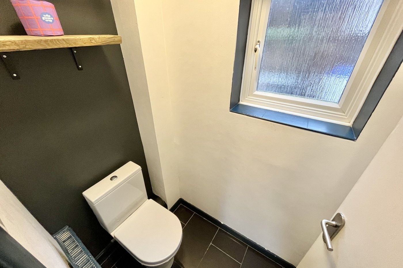 2 bedroom property for sale in Hatherley Road | Robinson Jackson