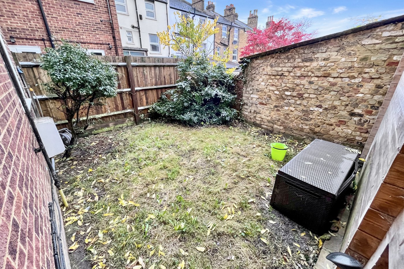 2 bedroom property for sale in Hatherley Road | Robinson Jackson