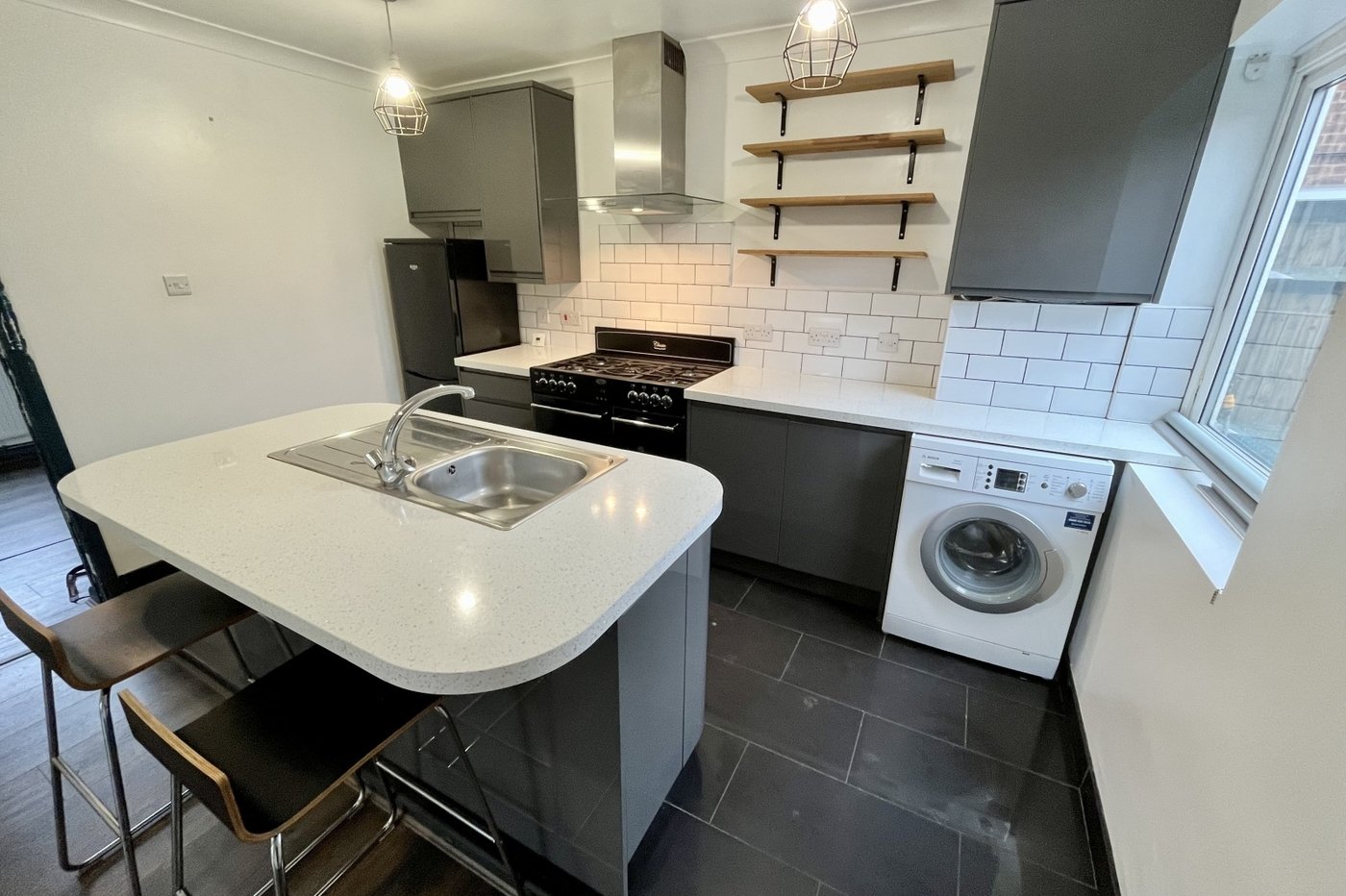 2 bedroom property for sale in Hatherley Road | Robinson Jackson