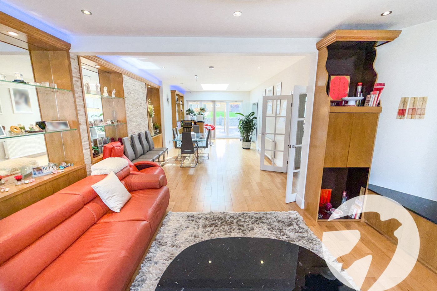 4 bedroom house for sale in London | Robinson Jackson