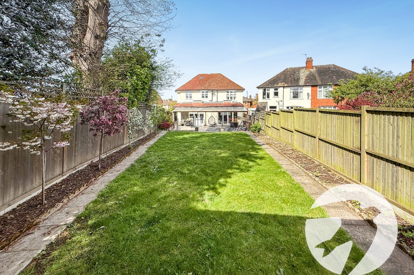 4 bedroom house for sale in London | Robinson Jackson