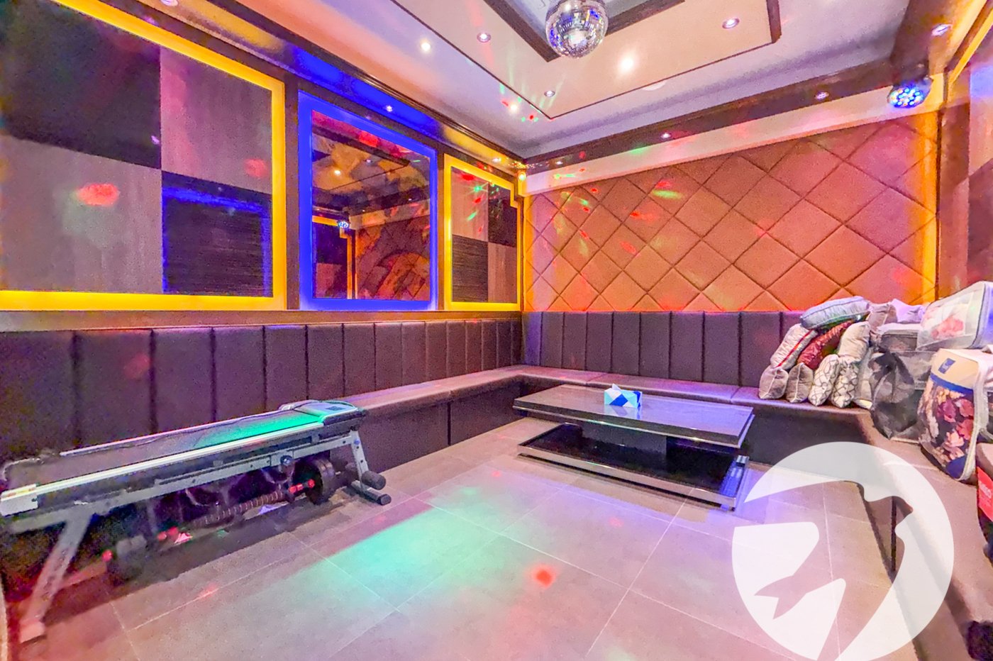 4 bedroom house for sale in London | Robinson Jackson