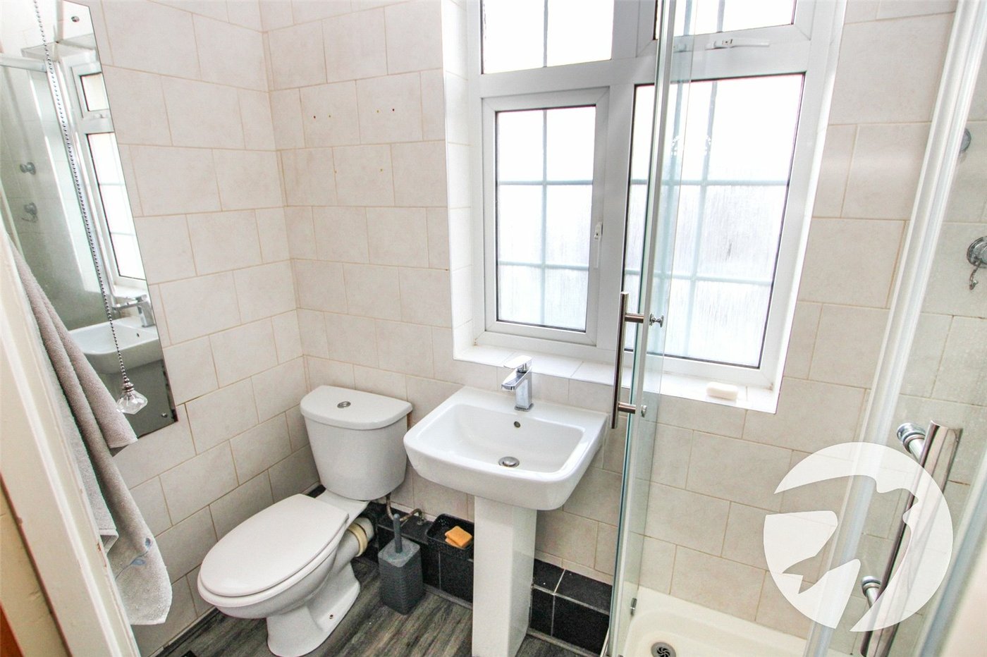 4 bedroom house for sale in London | Robinson Jackson