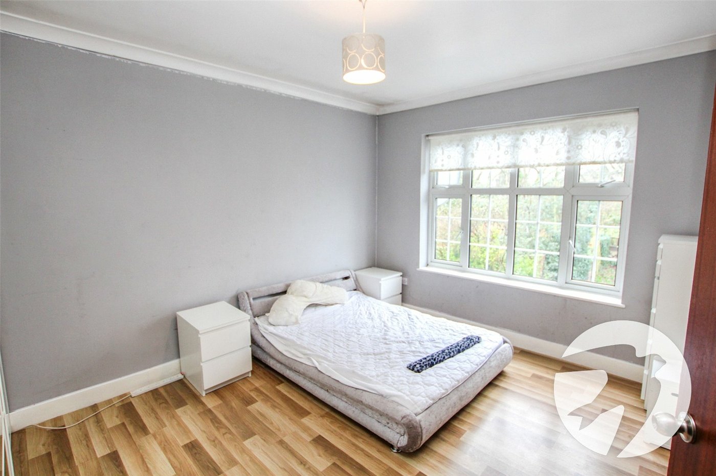 4 bedroom house for sale in London | Robinson Jackson