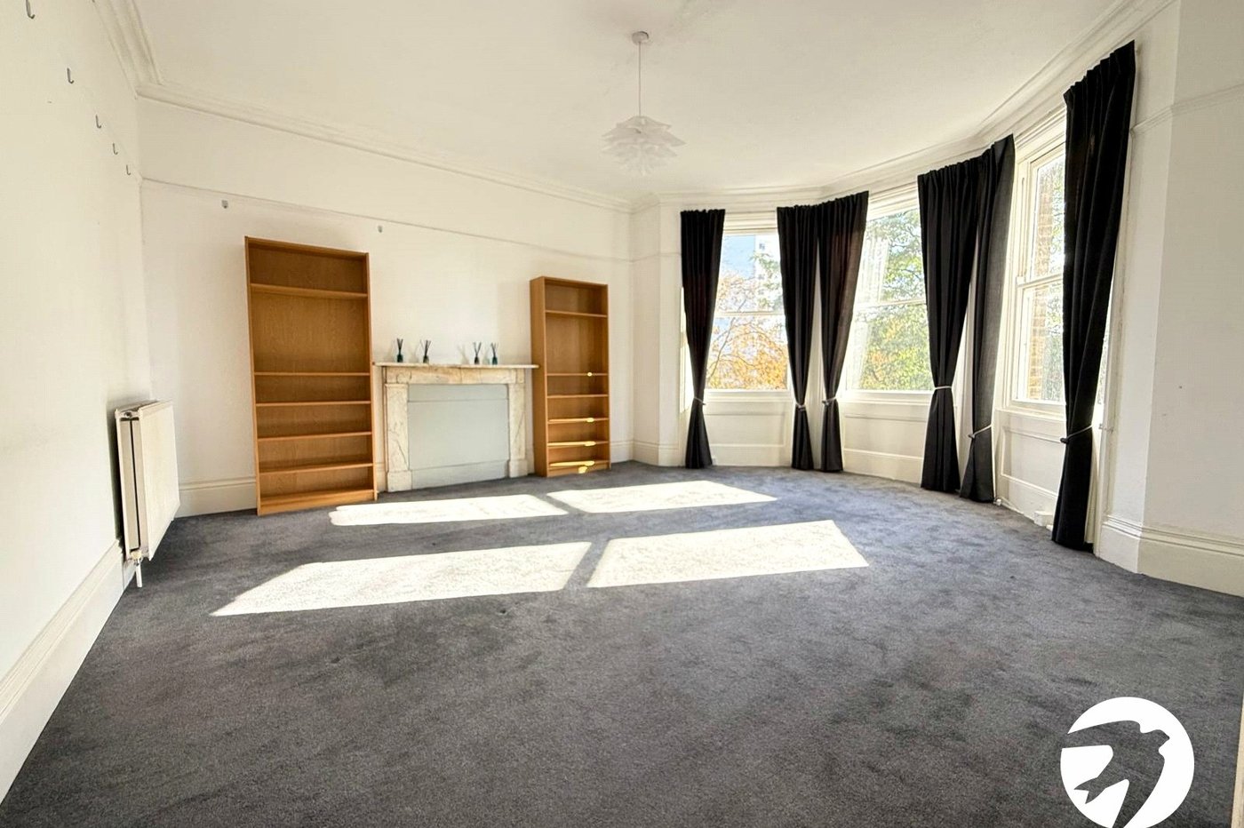 2 bedroom property for sale in London | Robinson Jackson