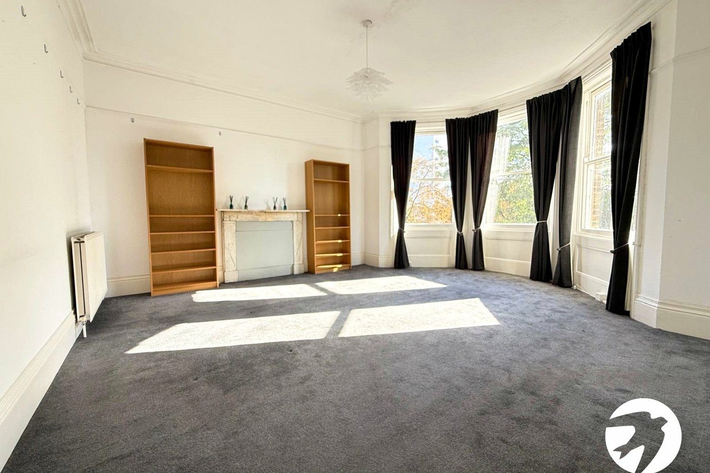2 bedroom property for sale in London | Robinson Jackson