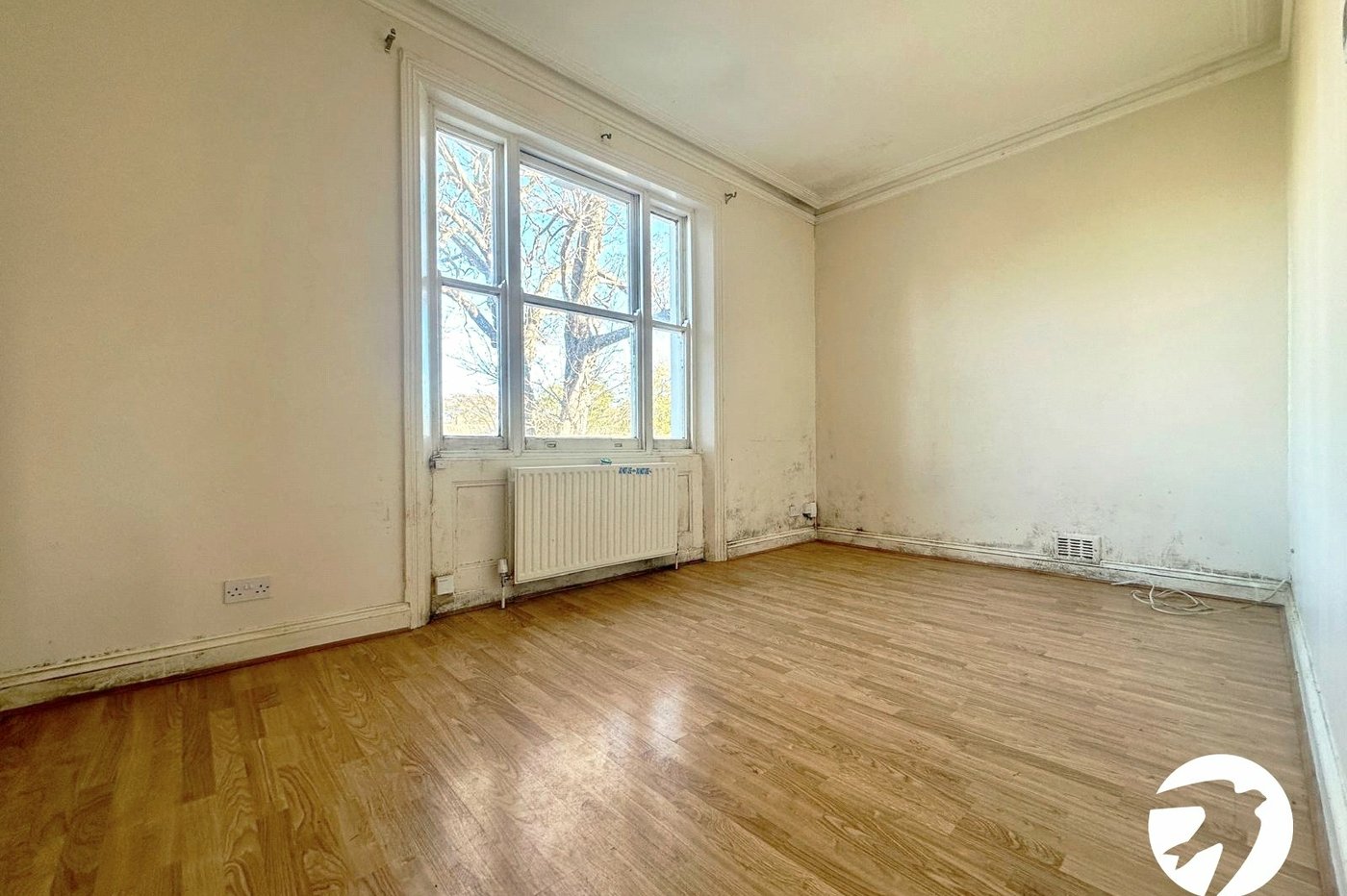 2 bedroom property for sale in London | Robinson Jackson