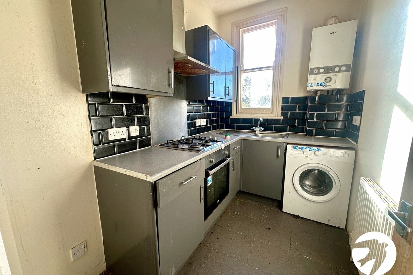 2 bedroom property for sale in London | Robinson Jackson