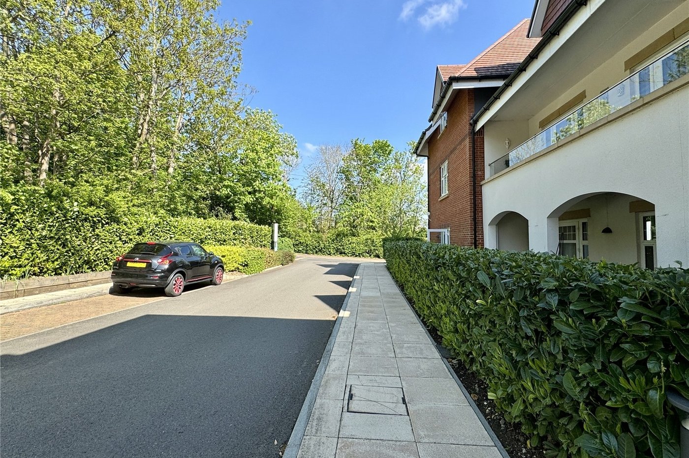 1 bedroom property for sale in Rowhill Road | Robinson Jackson