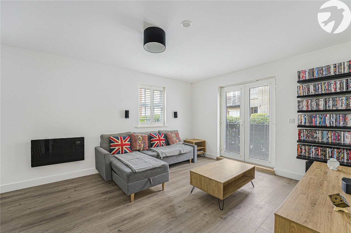 2 bedroom property for sale in Greenhithe | Robinson Jackson