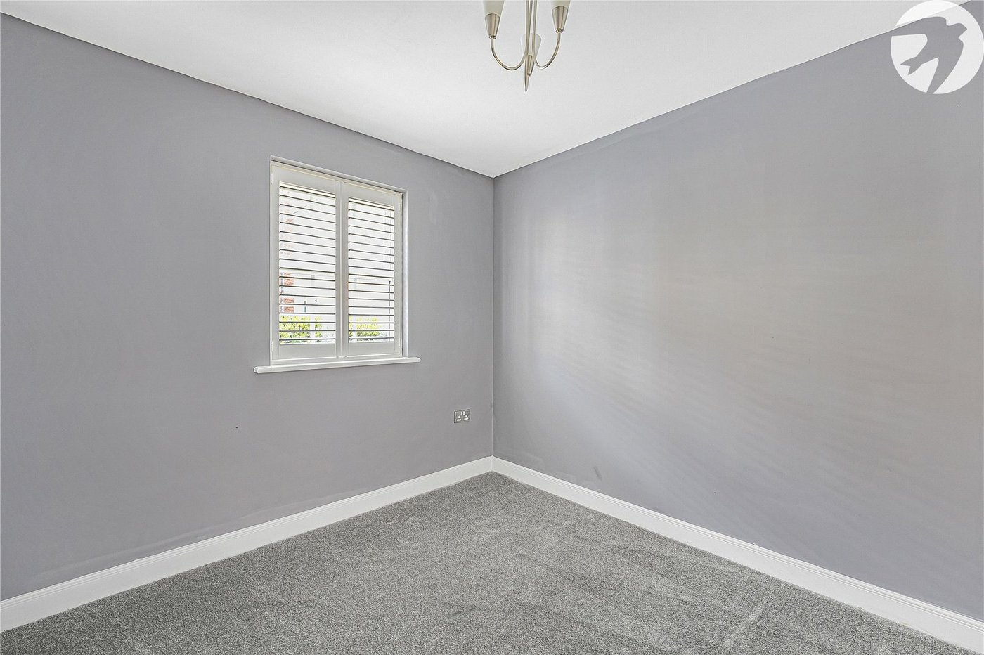 2 bedroom property for sale in Greenhithe | Robinson Jackson