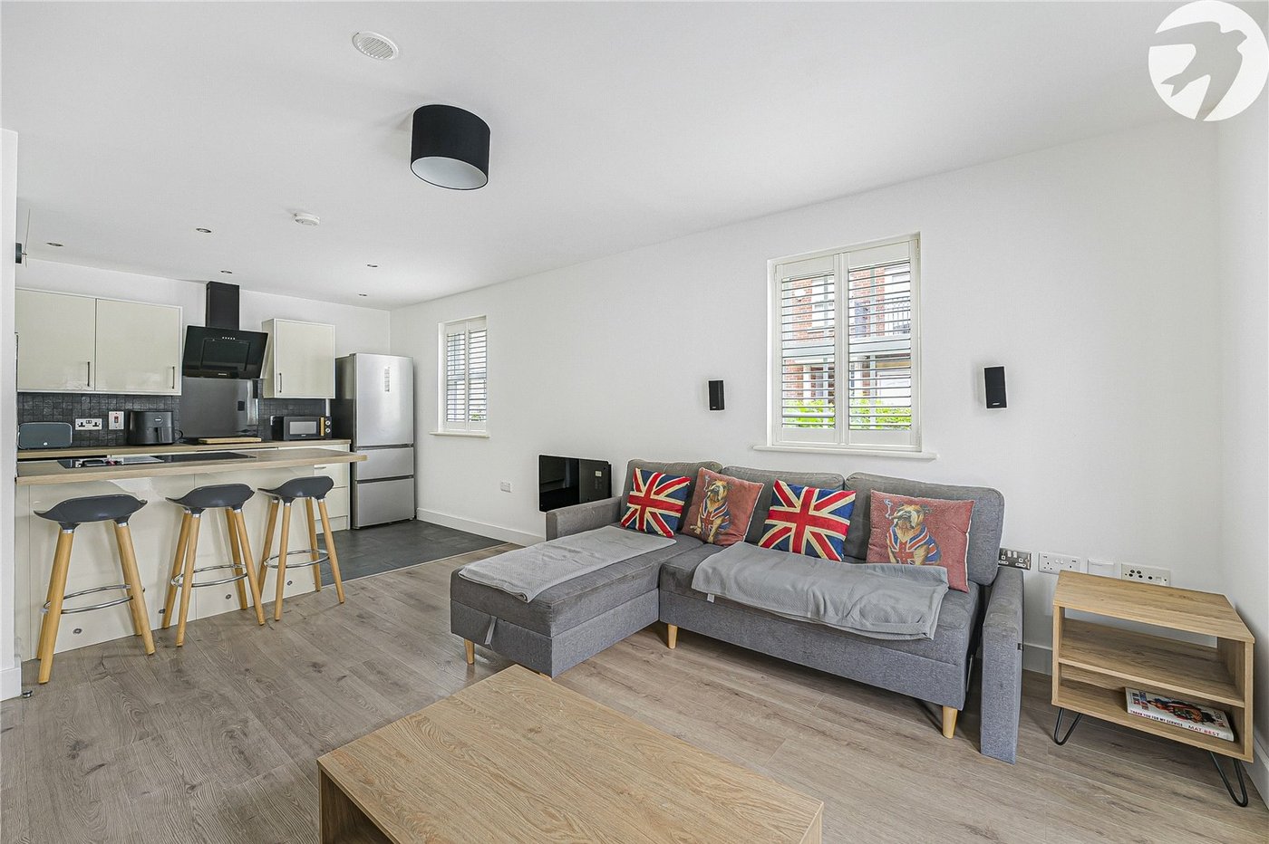 2 bedroom property for sale in Greenhithe | Robinson Jackson