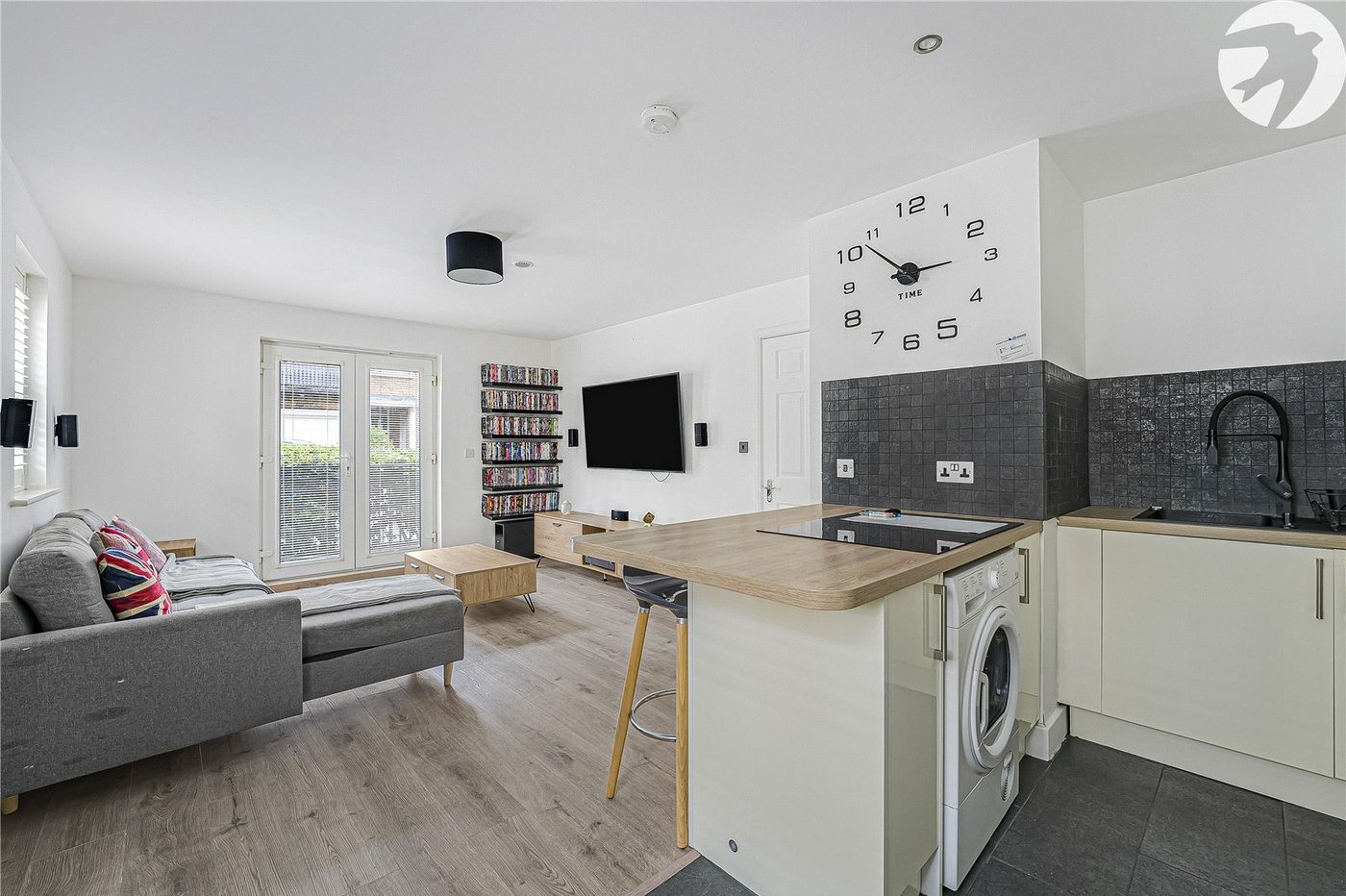 2 bedroom property for sale in Greenhithe | Robinson Jackson